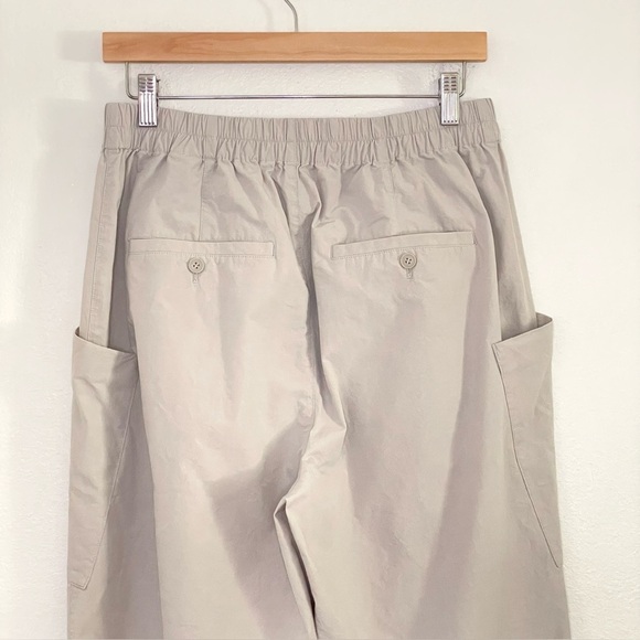 COS Angled Patch Pocket Trouser Relaxed Pleat Front Cropped Pant Beige Small - Picture 9 of 16